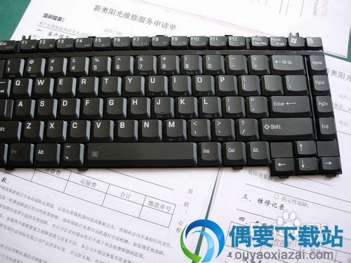 笔记本键盘坏了直接更换键盘
