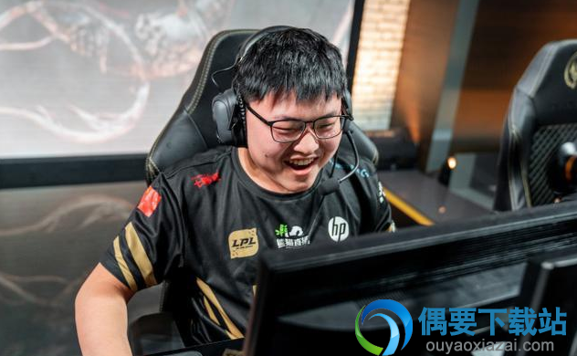 LOL微笑：S8真的是RNG的天选之年，今年世界赛薇恩这个英雄必火！